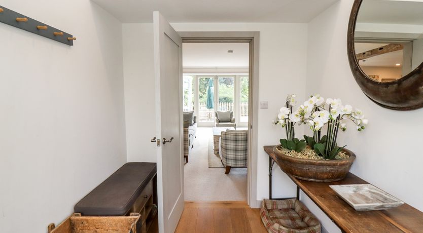 Photo of Stow Cottage Barn