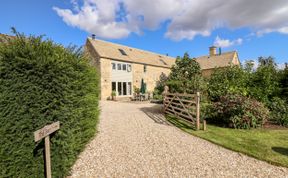 Photo of Stow Cottage Barn