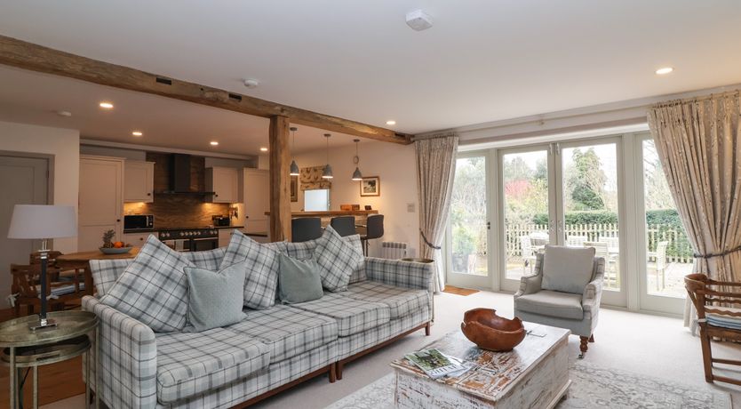 Photo of Stow Cottage Barn