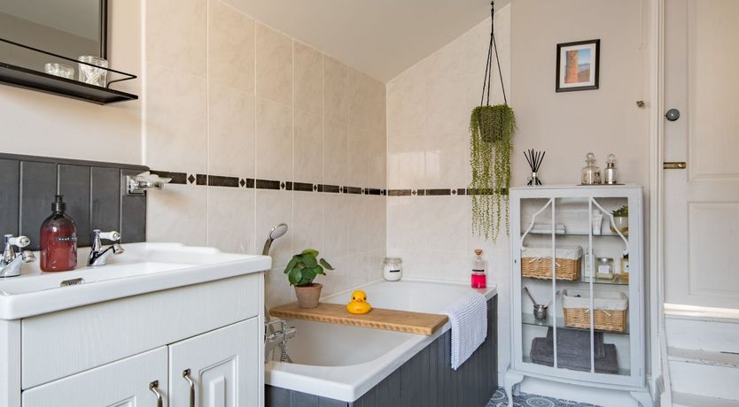 Photo of Smuggler's Cottage