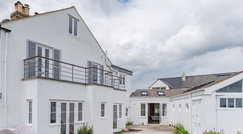 Photo of His Majesty