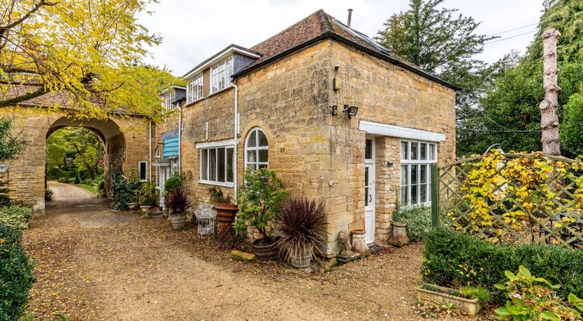 Photo of Coach House