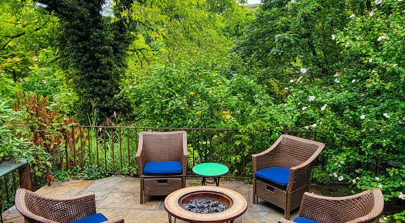 Photo of Hudson Grandeur