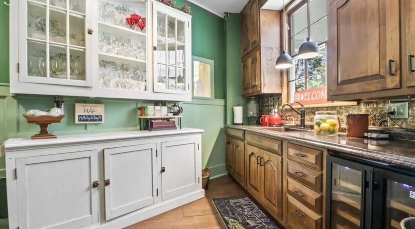 Photo of Hudson Grandeur