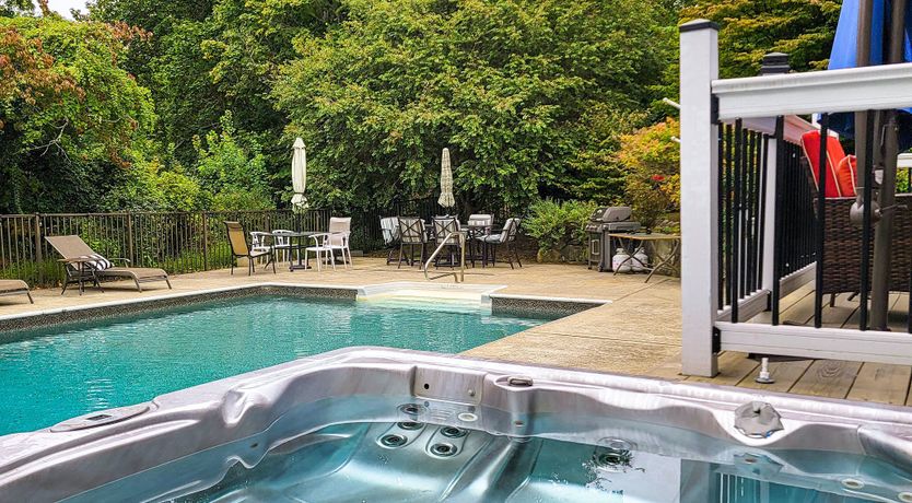 Photo of Hudson Grandeur