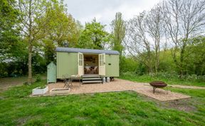 Photo of The Orchard's Retreat Shepherd's Hut