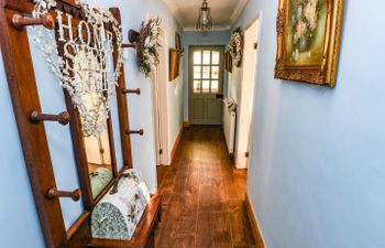 The Woodlands Lower Level Holiday Cottage