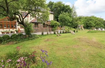 The Woodlands Lower Level Holiday Cottage