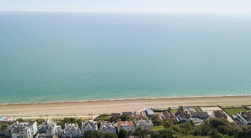 Photo of Blue Horizon