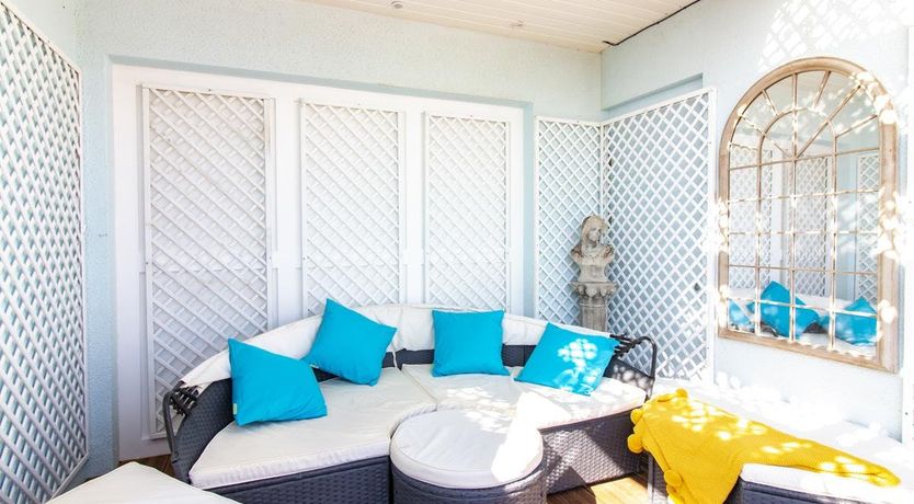 Photo of Blue Horizon