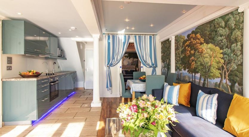 Photo of Blue Horizon