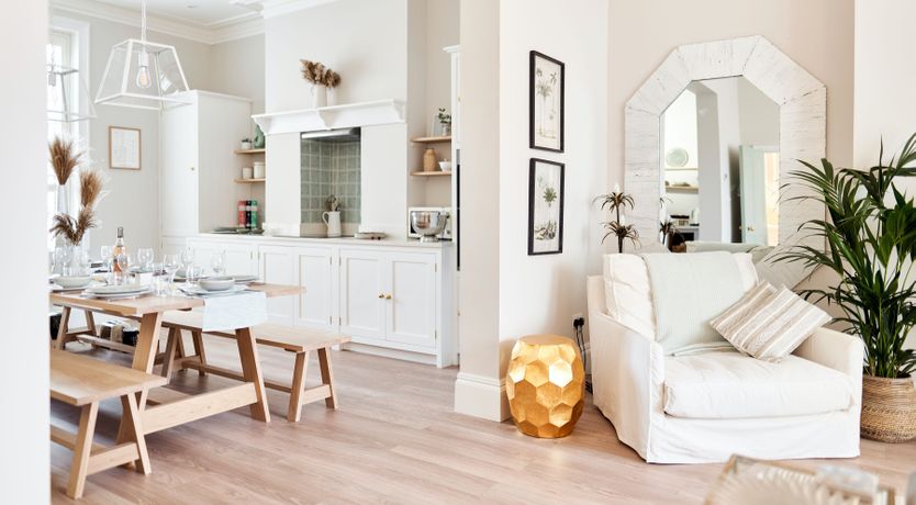 Photo of Starfish & Driftwood