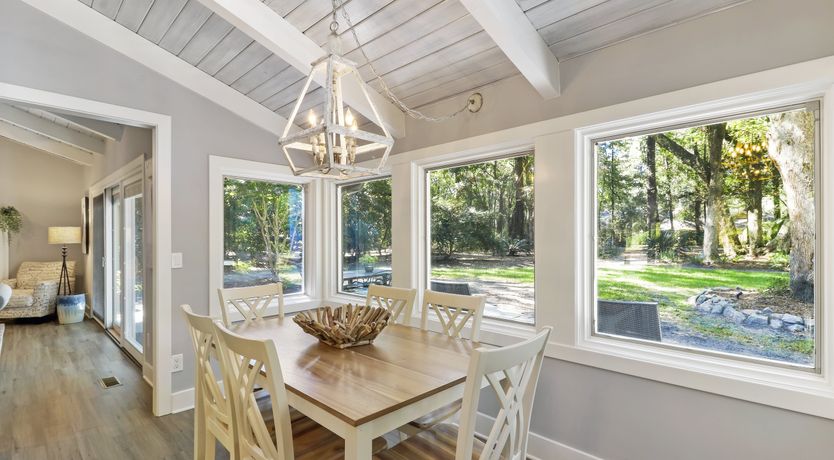 Photo of Oyster & Pearl