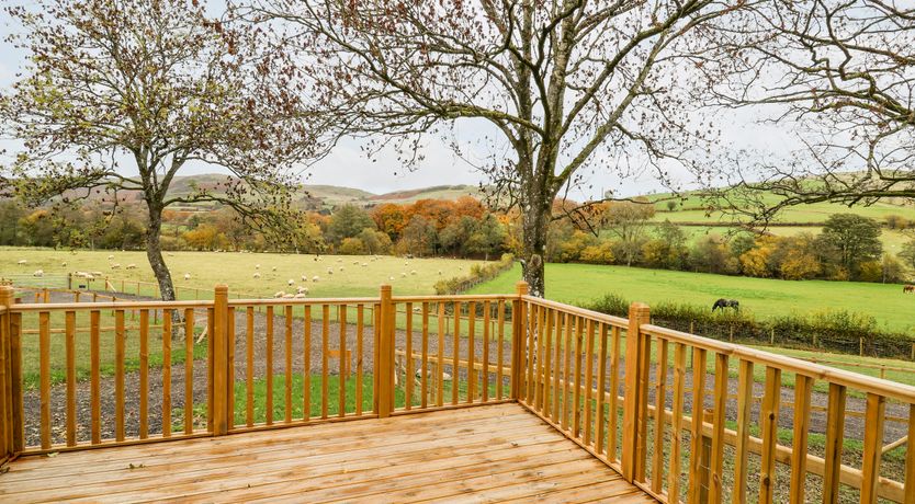 Photo of Hillside Lodge