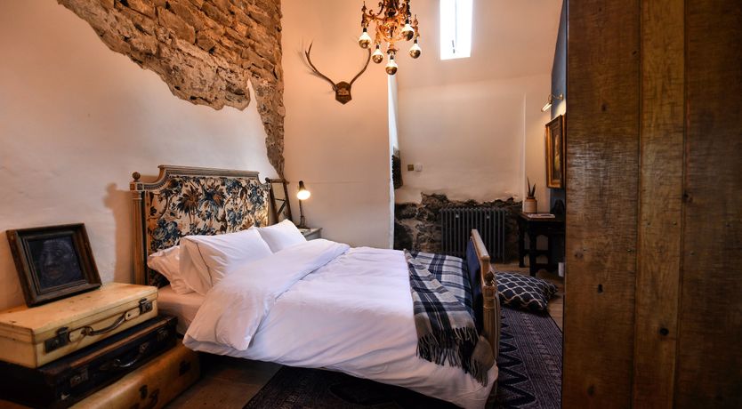 Photo of Castle Gold