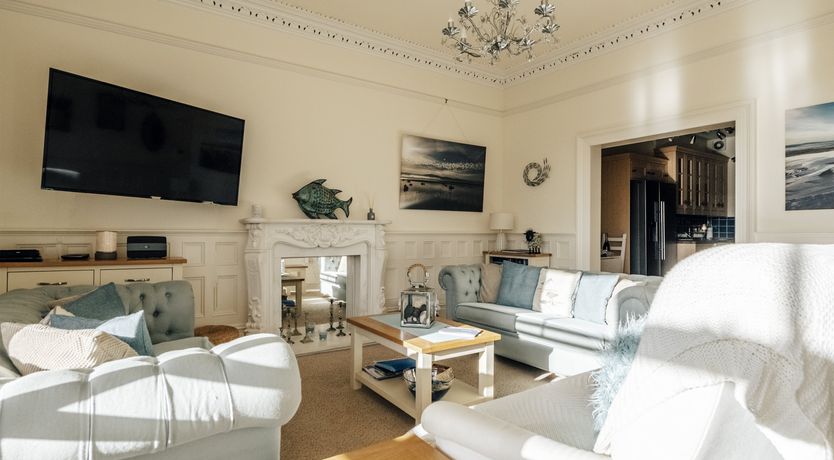 Photo of Ocean's Dance