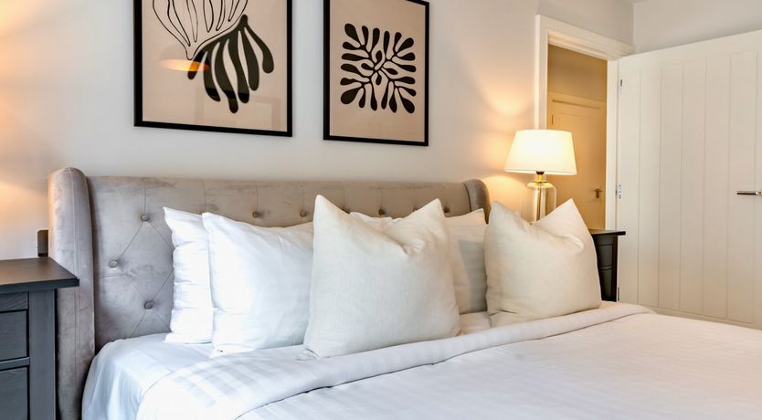 Photo of Black & Bloom