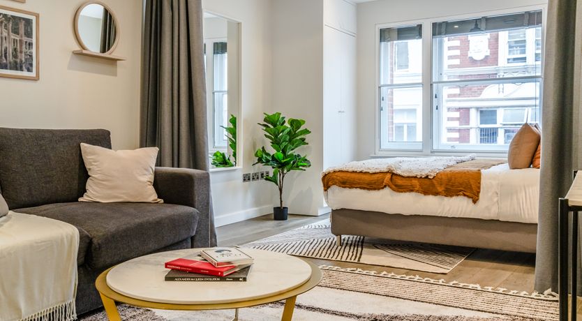 Photo of Queen of Chinatown