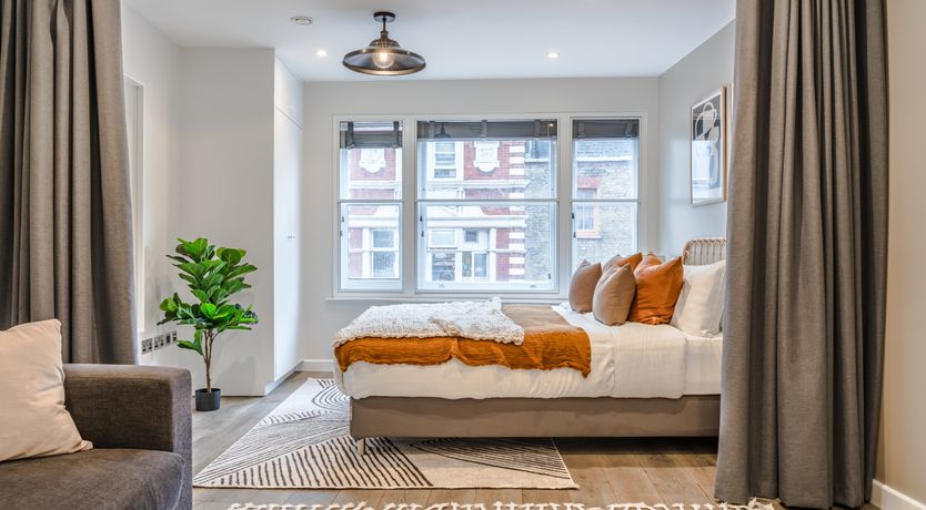 Photo of Queen of Chinatown