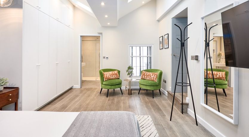 Photo of Chim Chimeny