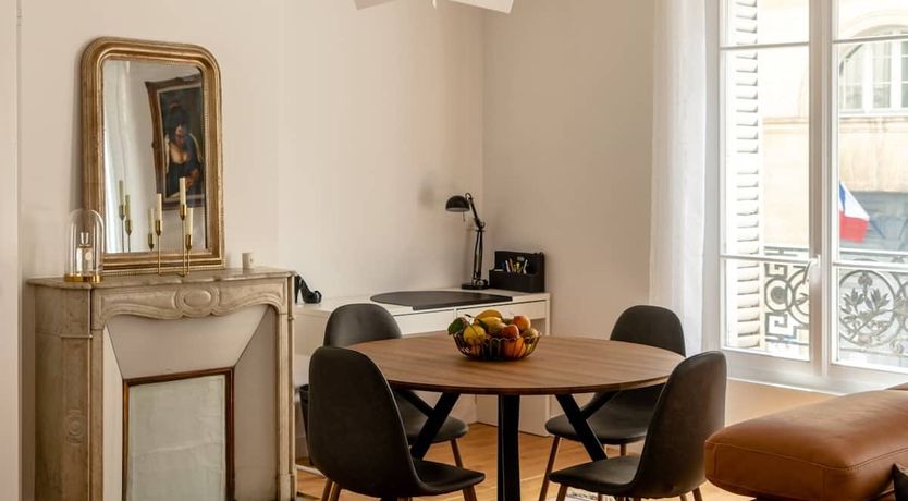 Photo of Portrait Of A Dame