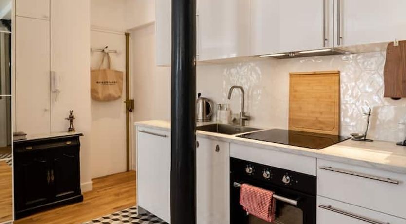 Photo of Portrait Of A Dame