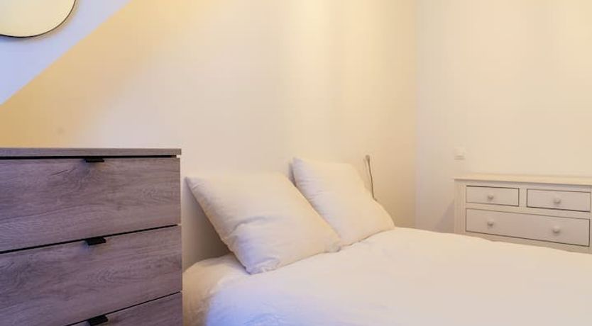 Photo of Portrait Of A Dame