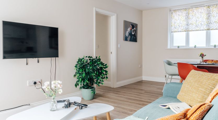 Photo of Town Is By The Sea