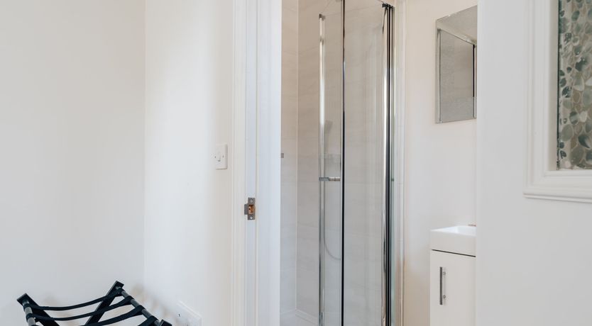 Photo of Town Is By The Sea