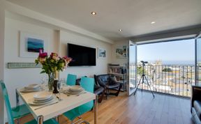 Photo of Over the Harbour, 4 Fernlea Court