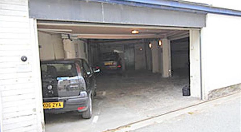 Photo of 2 Upper Fish Street Garage