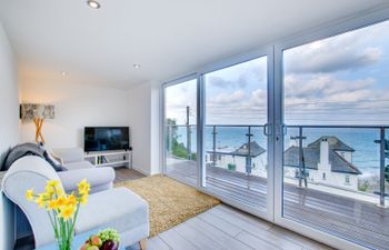 Flat 1, Holmesdale Apartment