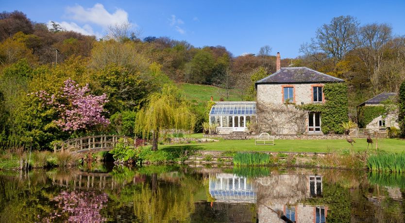 Photo of Hutchinghayes Farmhouse