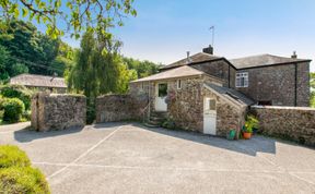 Photo of Bovey Cottage 