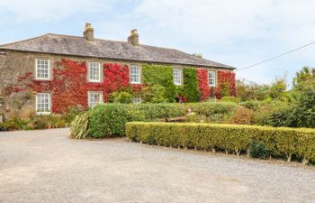 Cairbre House Holiday Cottage