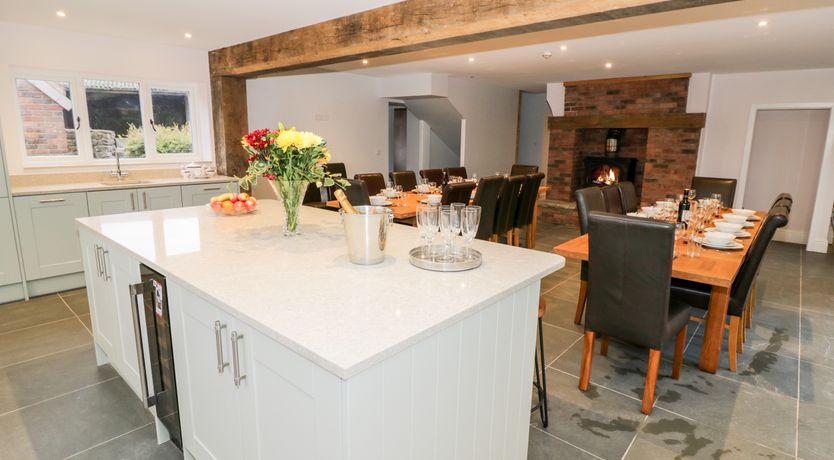 Photo of Lea Farm House