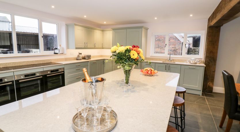 Photo of Lea Farm House