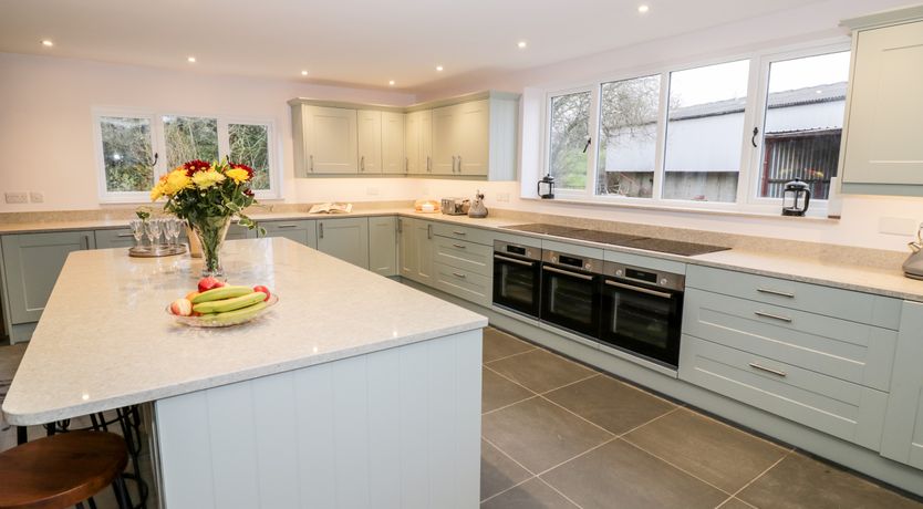 Photo of Lea Farm House