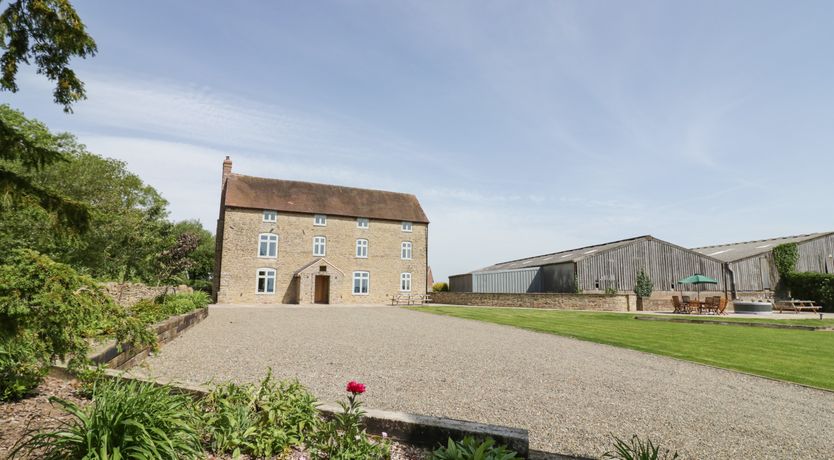 Photo of Lea Farm House