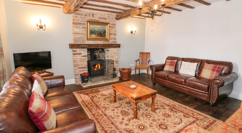 Photo of Lea Farm House