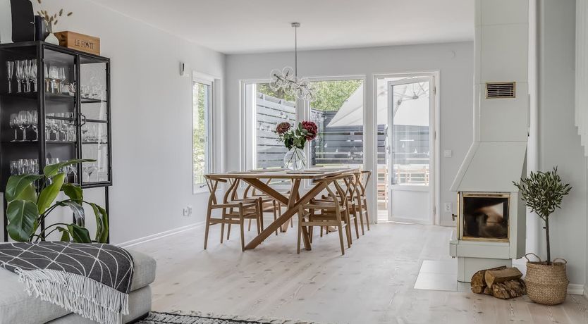 Photo of Out on the Deck