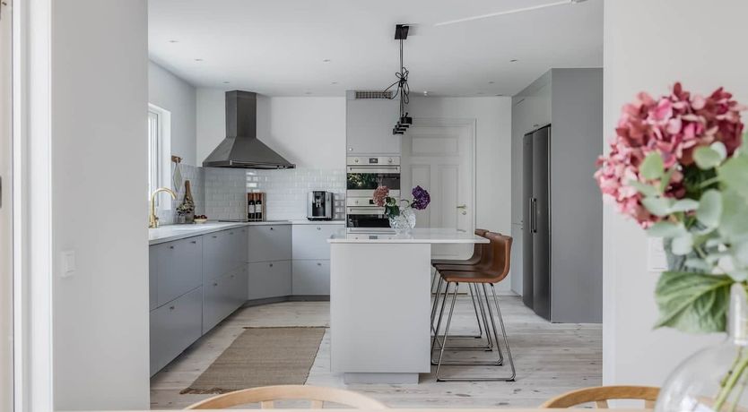 Photo of Out on the Deck