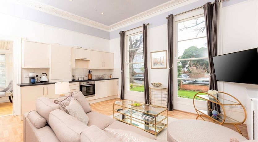 Photo of Touch of Gold