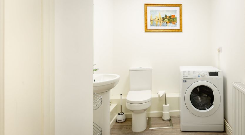 Photo of The Fascinator