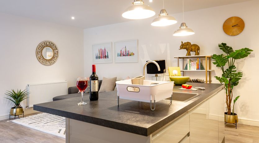 Photo of The Fascinator