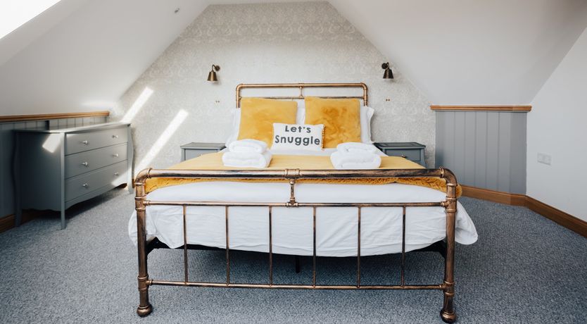 Photo of The Thoroughbred