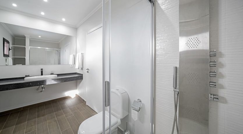 Photo of Halfway To Paradise