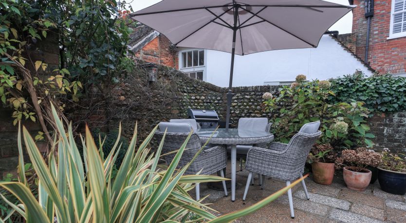 Photo of Courtyard Breakfast