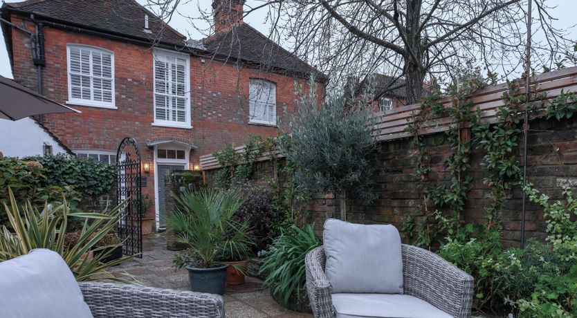 Photo of Courtyard Breakfast