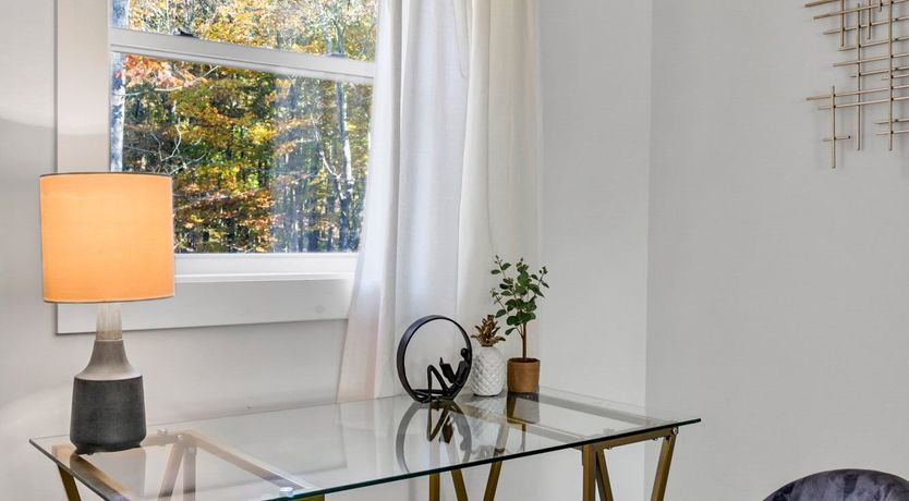 Photo of Woodpecker's Stop